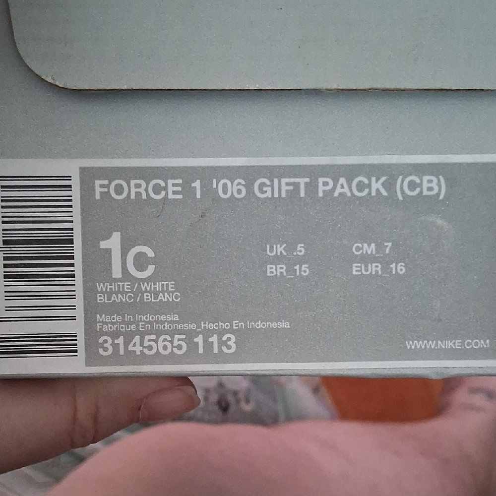 Nike Baby Force XXV White Sneakers 1c With Cap - Picture 7 of 8